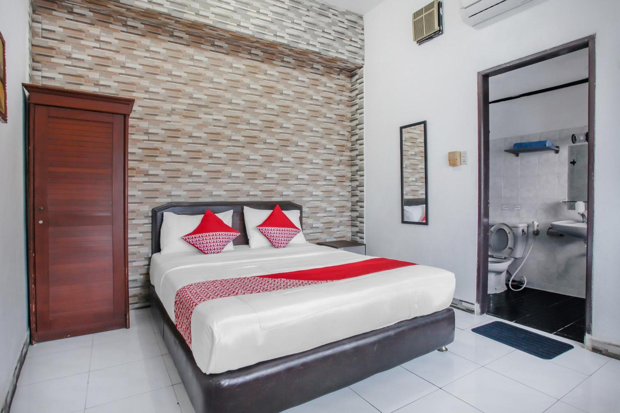 Oyo Life 90091 Wisma Pakuan Syariah Bogor Esterno foto